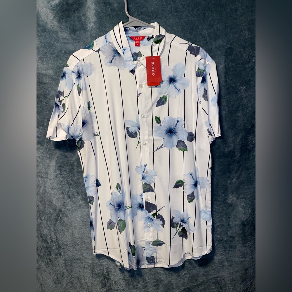 Guess button down